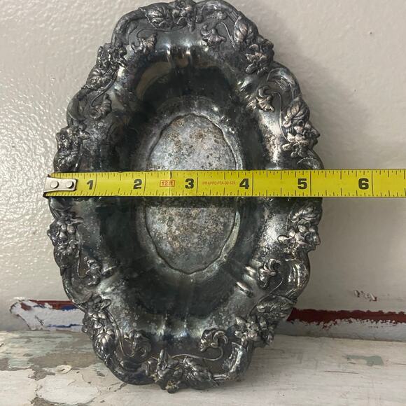 Vintage Towle Silver Plate Candy Dish - Floral 4011 Rolling Edge - Picture 6 of 6